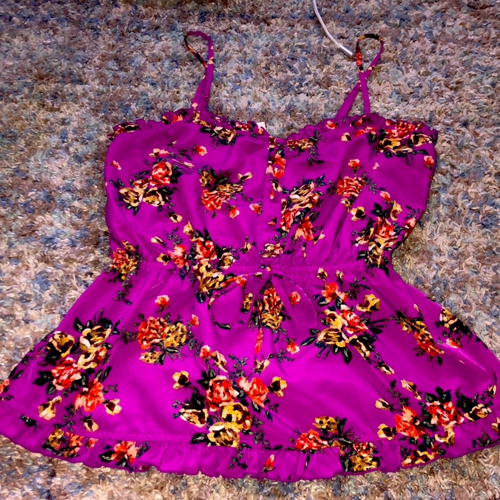 Super cute tank top!